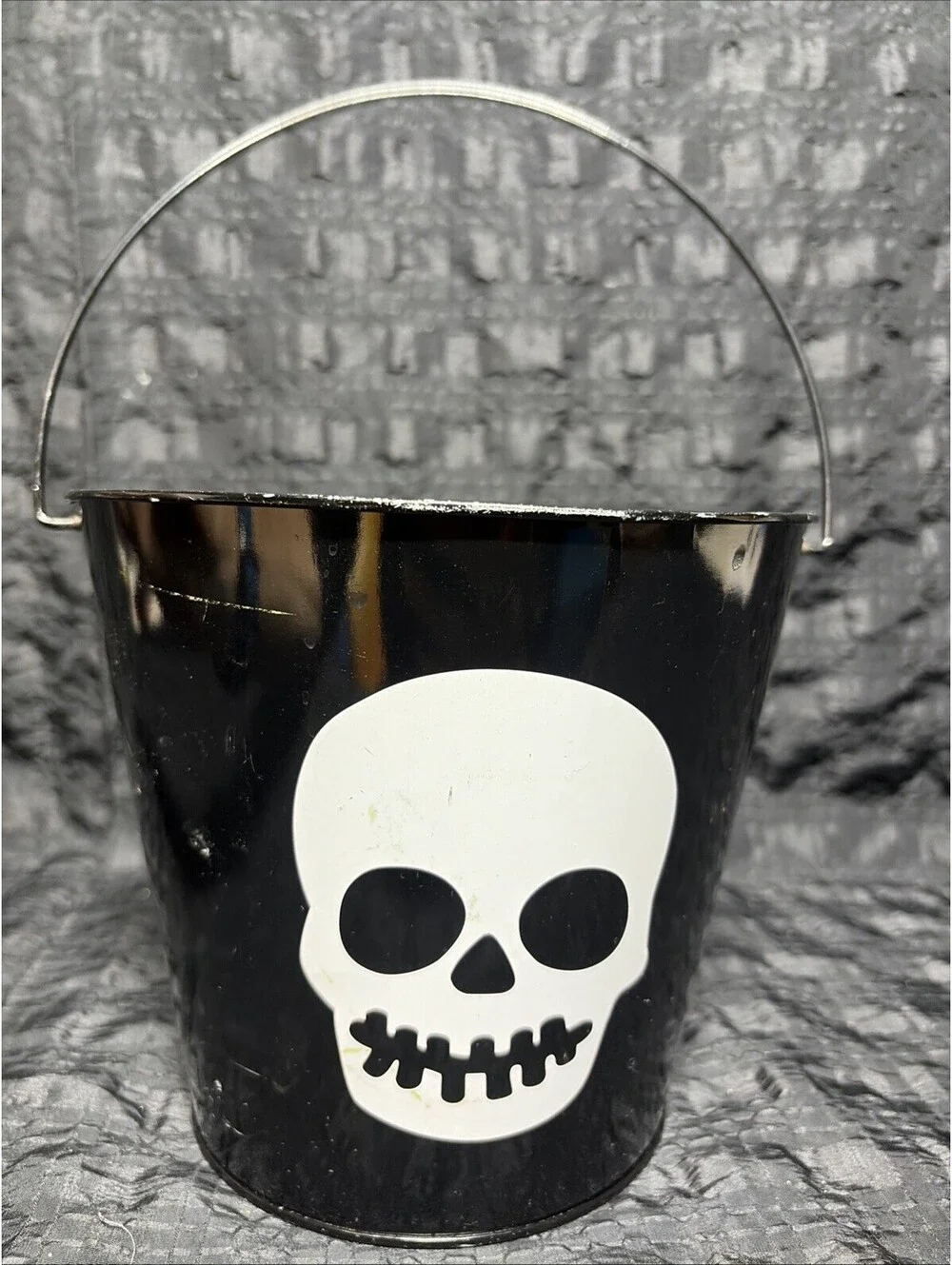 6”Tall 7”Wide Halloween Skull Tin Bucket Pail